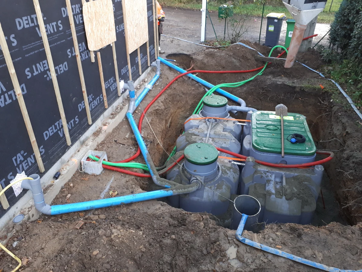 2-Mise-en-place-d-un-ECOFLO-5-EH-et-arrimage.jpg