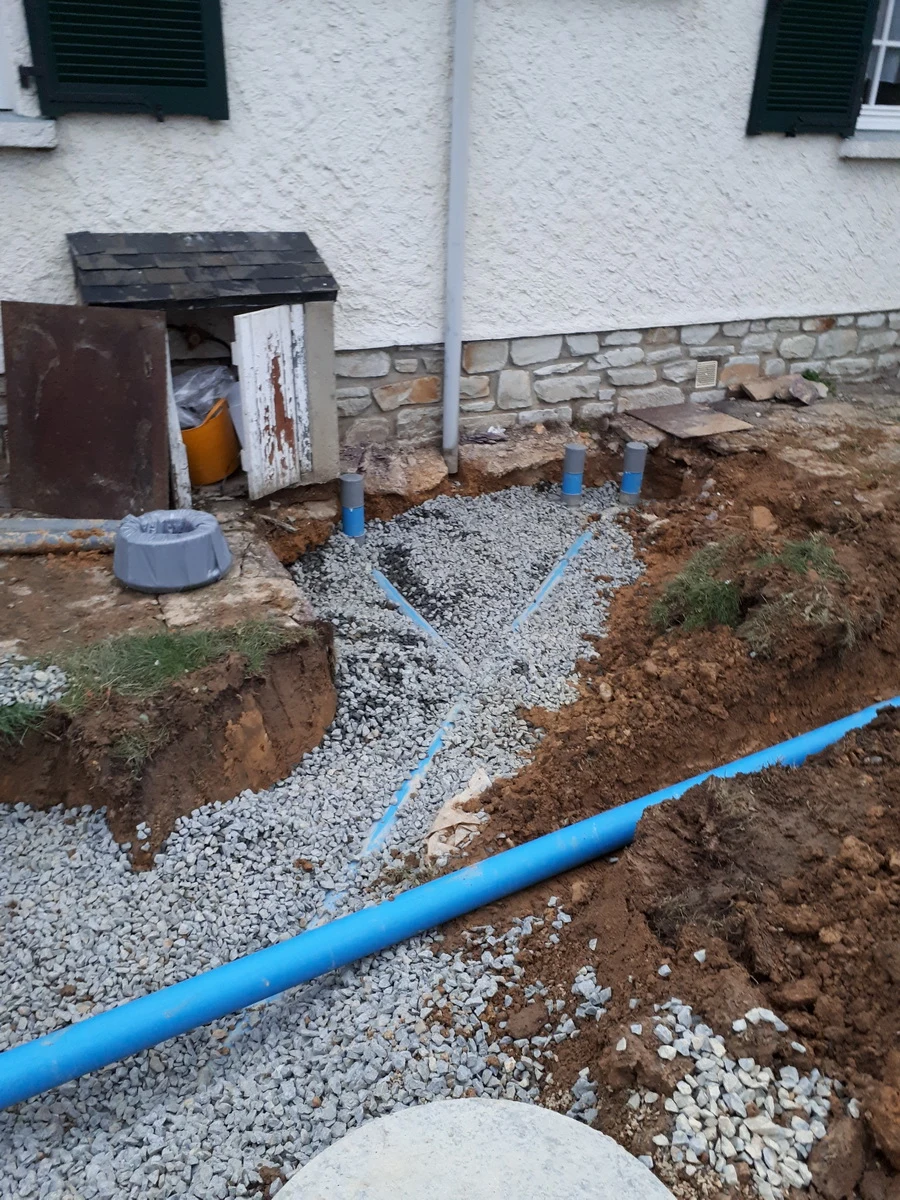 4-Callage-des-canalisations-en-gravier.jpg